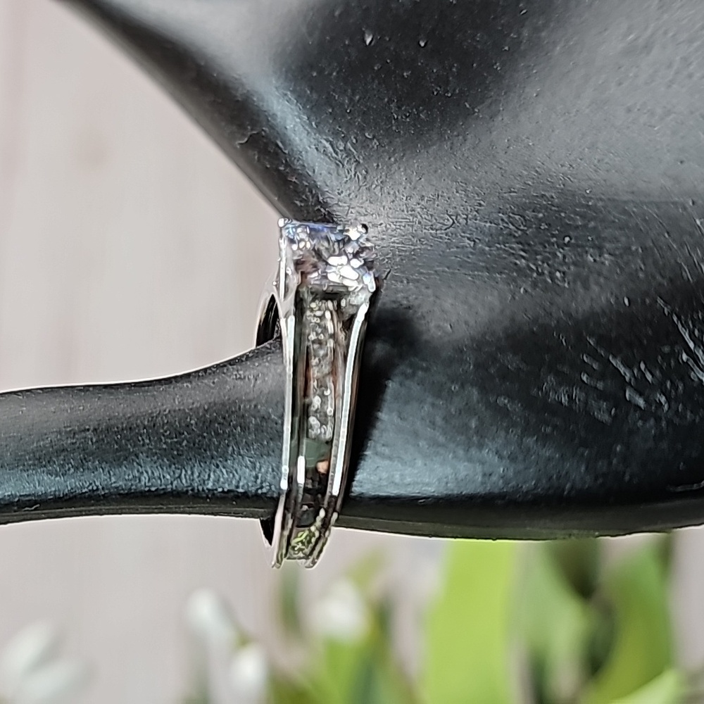 10KT WHITE GOLD PLATED PINCESS CUT WATERFALL RING - Picture 2 of 10